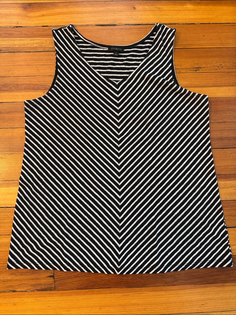 Talbots Black & White Chevron V-Neck Tank